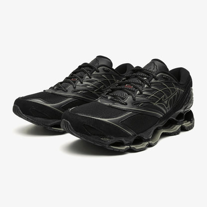 Black Black (01)
