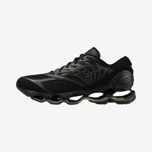 Black Black (01)