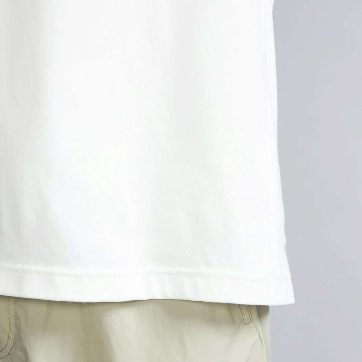 White (01)